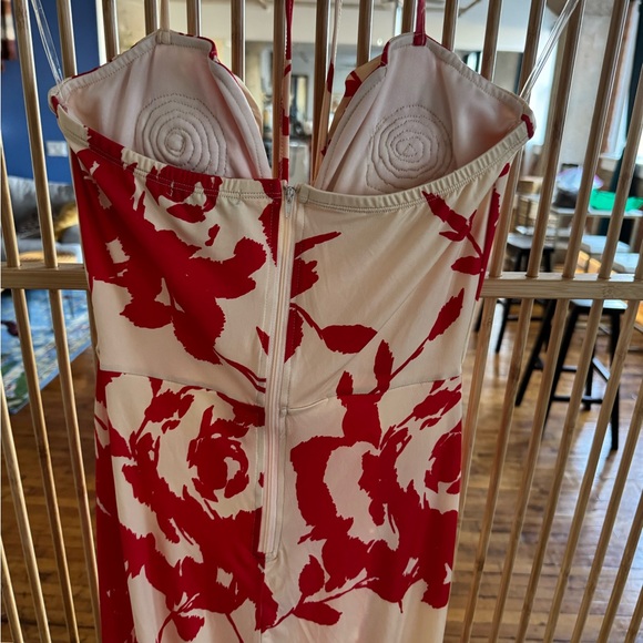 Beautiful rose romper - Picture 4 of 5
